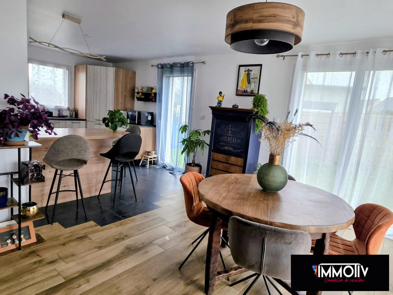 Maison contemporaine - 93 m² - 5 pièces