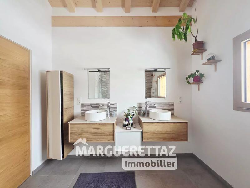 Maison - 156 m² - 5 pièces