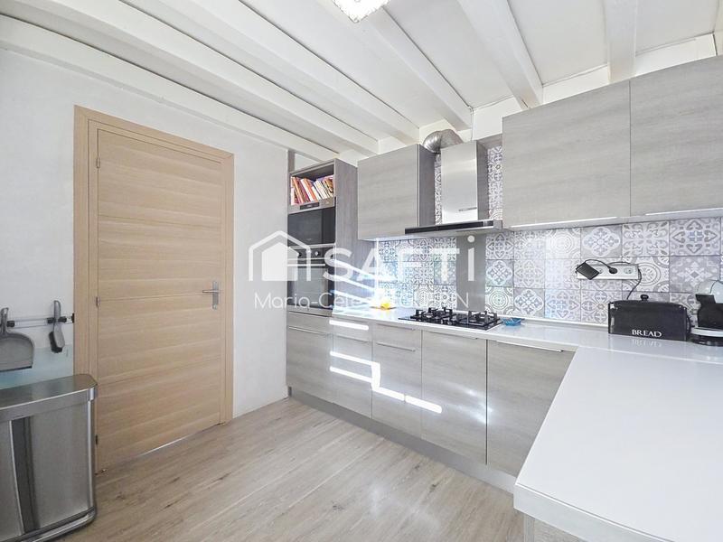 Maison - 226 m² - 7 pièces