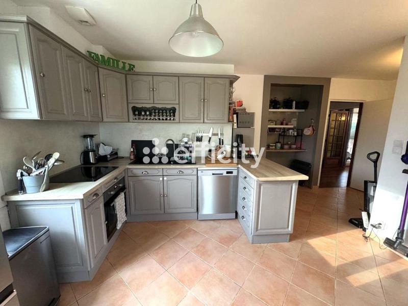 Maison - 130 m² - 6 pièces