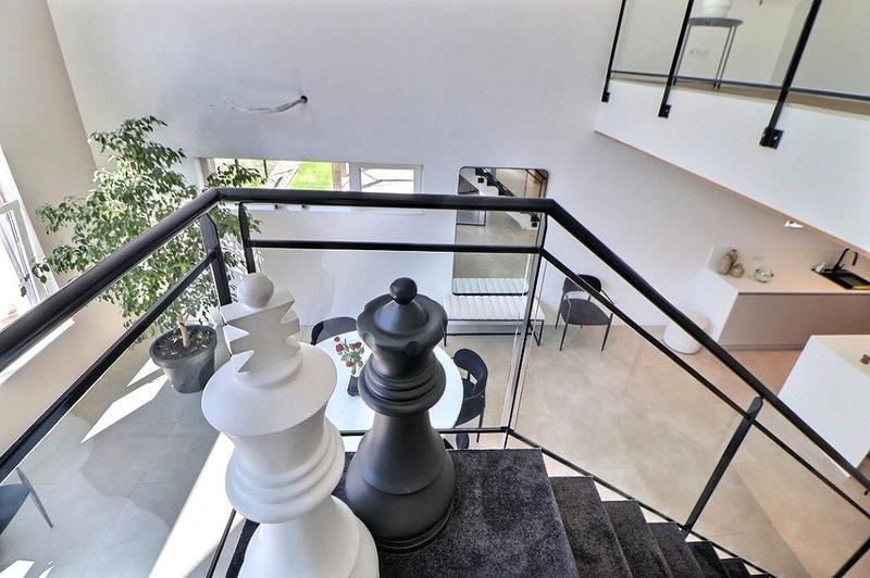 Maison contemporaine - 193 m² - 6 pièces