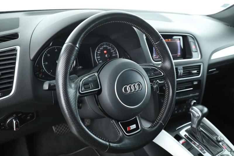 Audi Q5 2.0 Tdi s line Quattro s tronic 7 190 ch