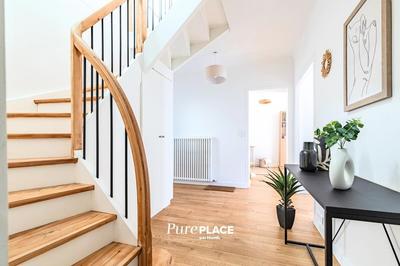 Maison - 186 m² - 7 pièces