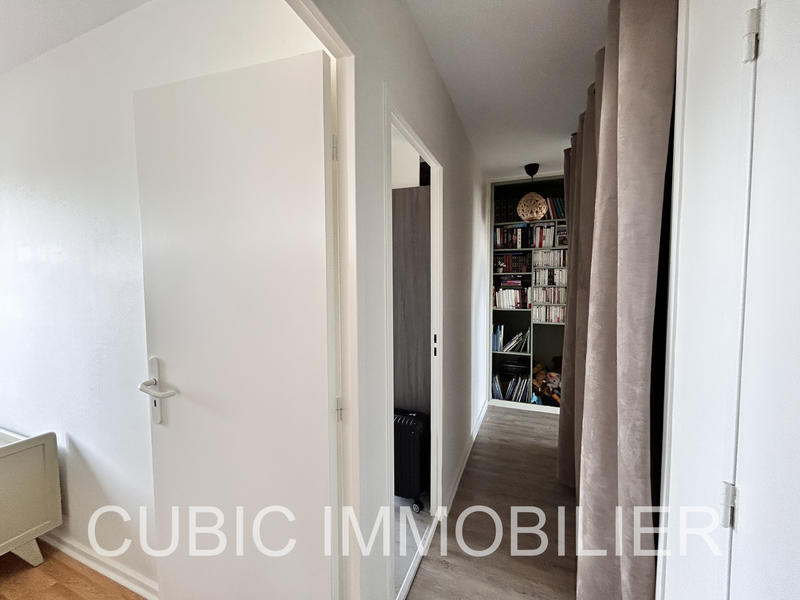 Appartement - 93 m² - 4 pièces