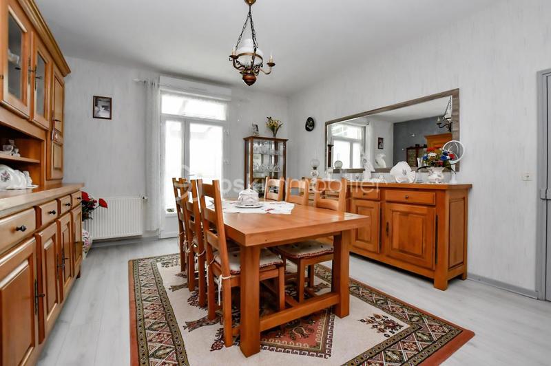 Maison de maîtres - 180 m² - 7 pièces
