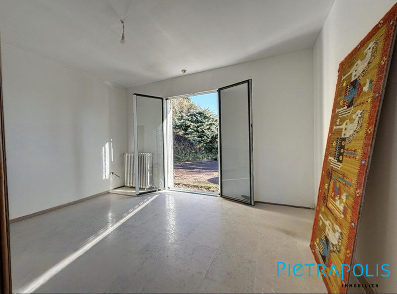 Maison - 185 m² - 7 pièces