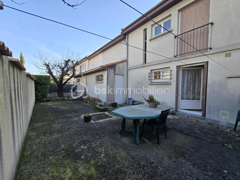 Maison - 99 m² - 5 pièces