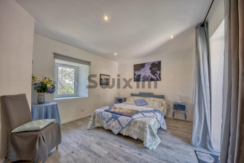 Mas - 505 m² - 15 pièces