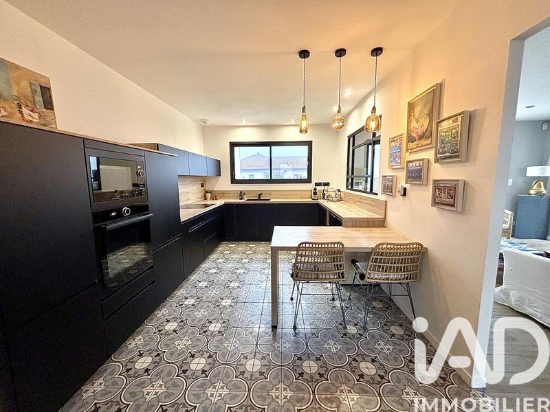 Maison - 139 m² - 5 pièces