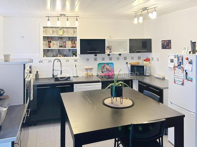 Immeuble - 174 m² - 8 pièces