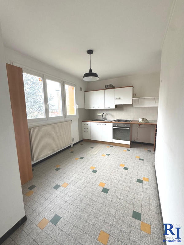 Appartement - 70 m² - 3 pièces