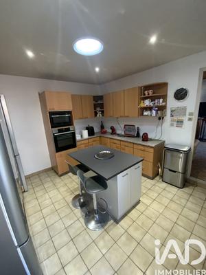 Maison - 101 m² - 6 pièces