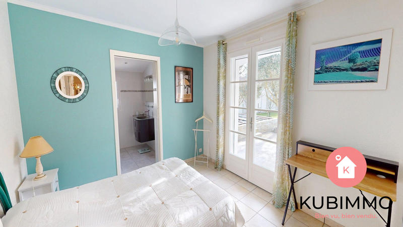 Maison - 210 m² - 8 pièces