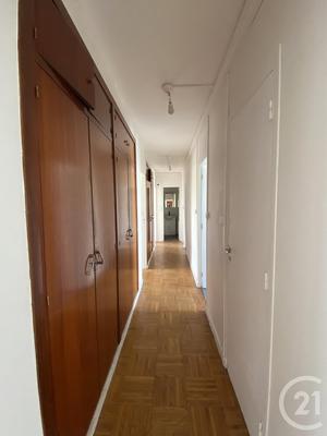 Appartement - 99 m² - 5 pièces