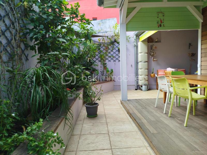 Maison traditionnelle - 83 m² - 3 pièces