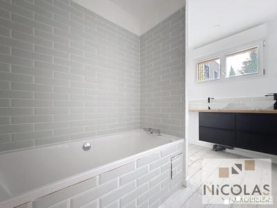 Maison - 75 m² - 4 pièces