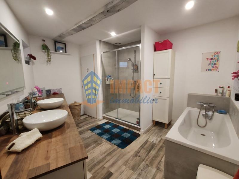 Maison - 170 m² - 7 pièces