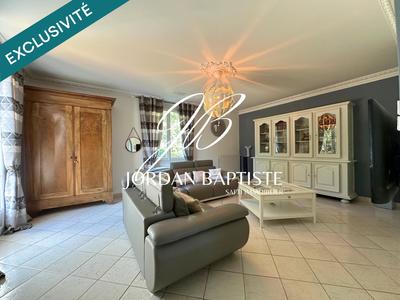 Maison - 250 m² - 12 pièces