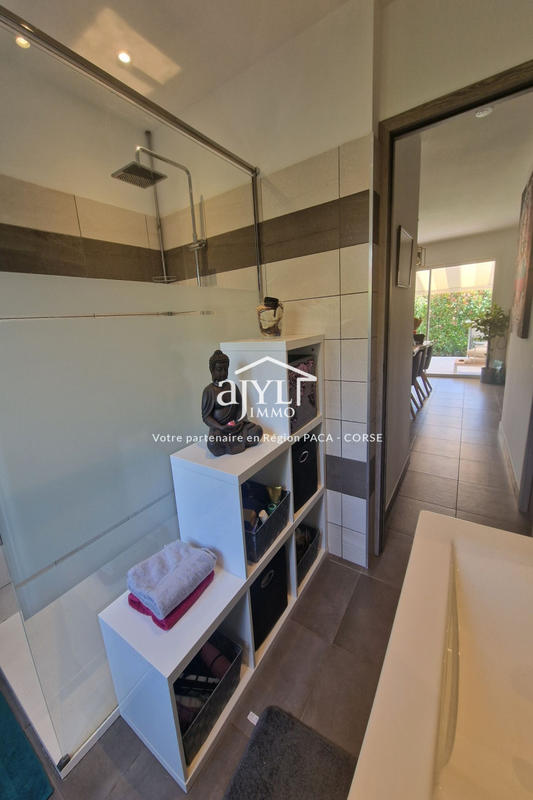 Maison - 74 m² - 3 pièces