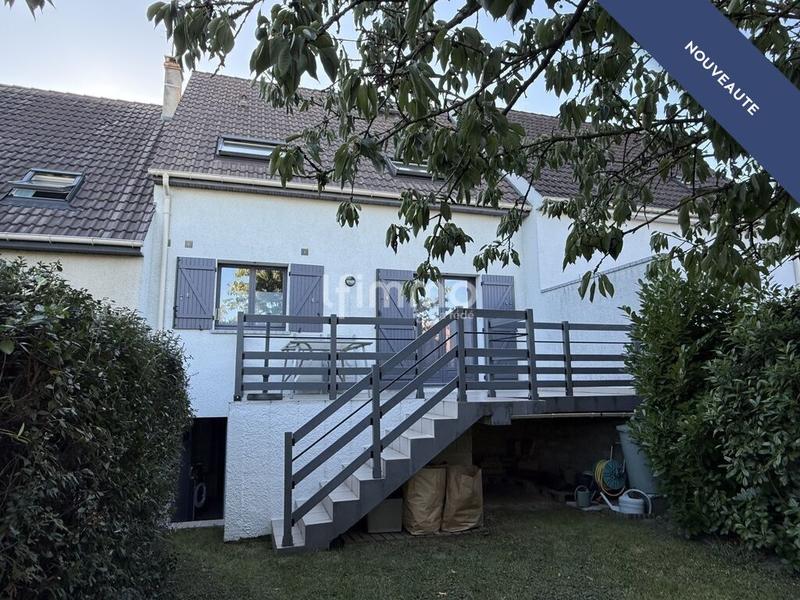 Maison - 94 m² - 5 pièces