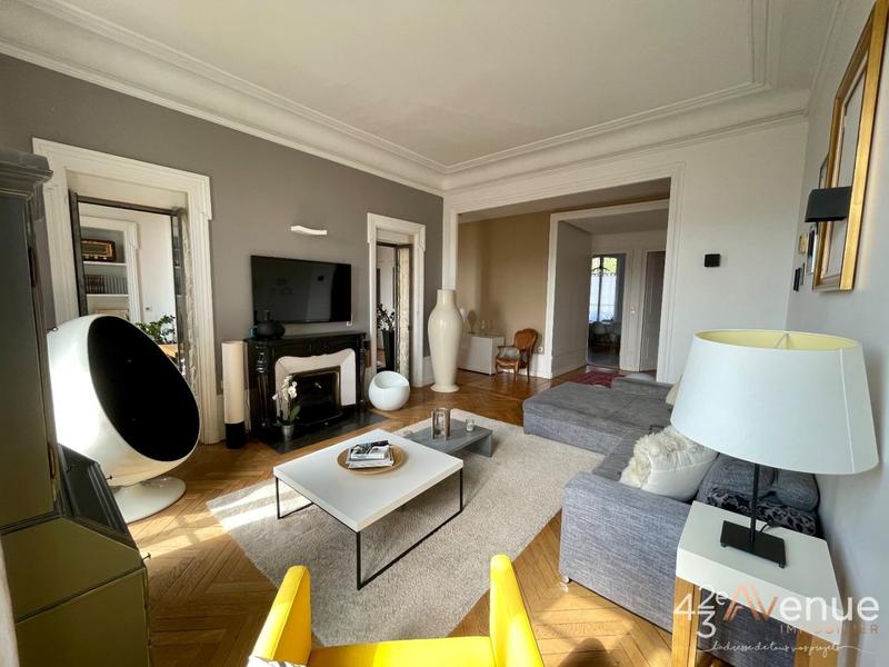 Appartement - 145 m² - 4 pièces