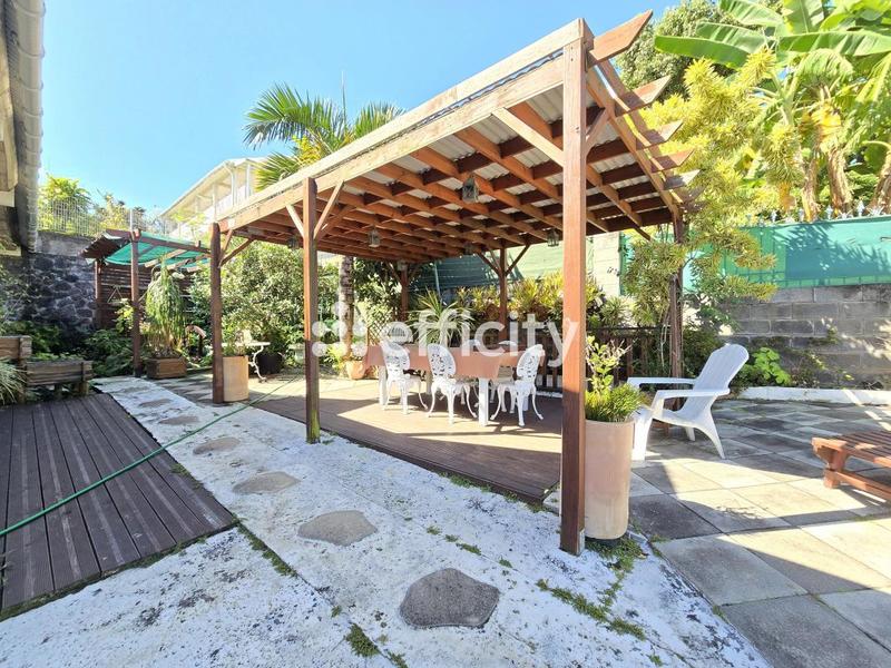 Maison - 160 m² - 6 pièces