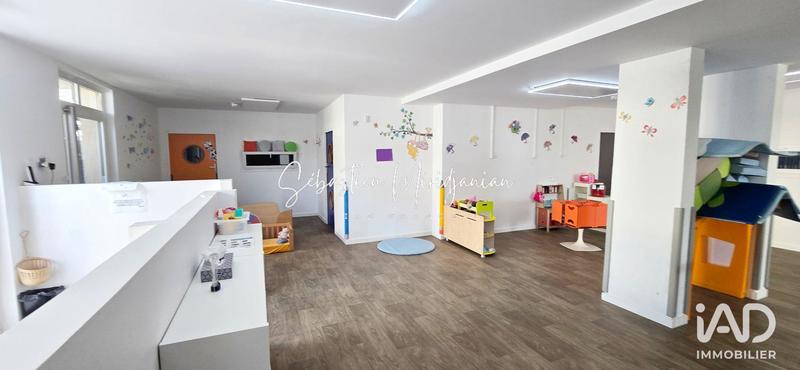 Local commercial - 160 m²