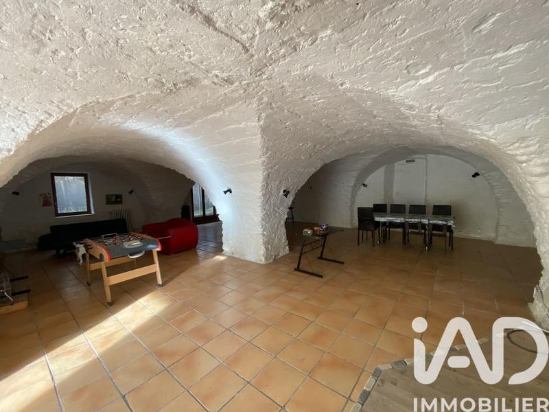 Maison - 279 m² - 8 pièces