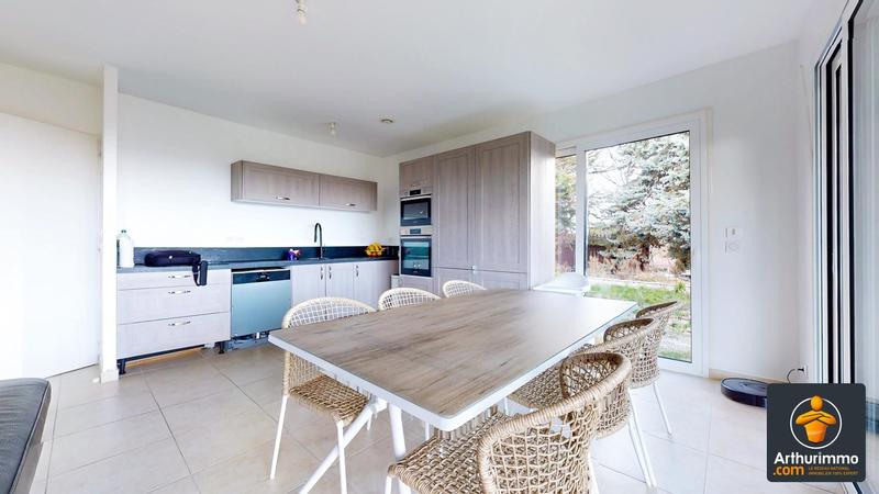 Appartement - 102 m² - 4 pièces