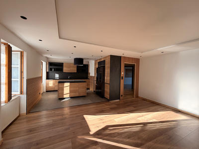 Appartement - 87 m² - 3 pièces