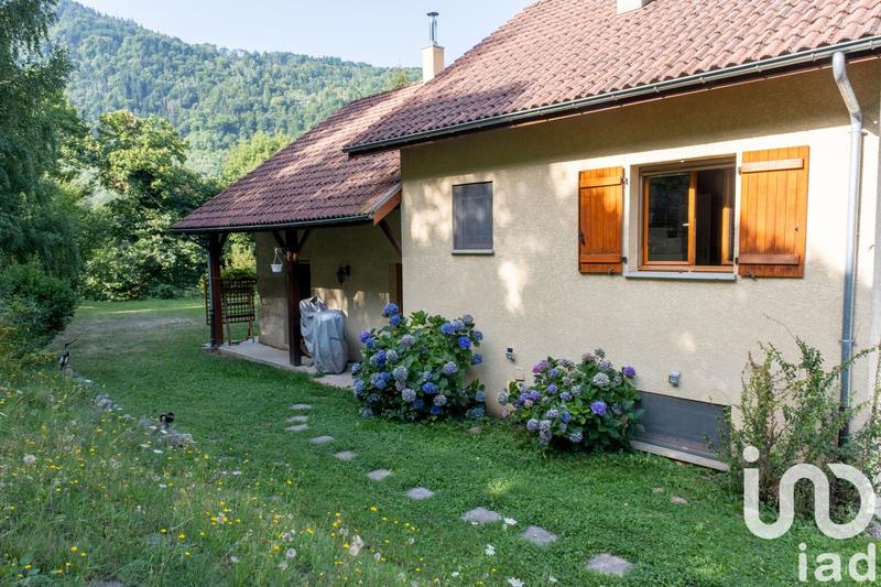 Maison - 176 m² - 7 pièces