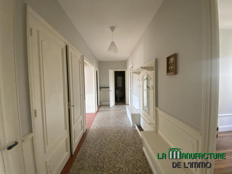 Appartement - 100 m² - 5 pièces