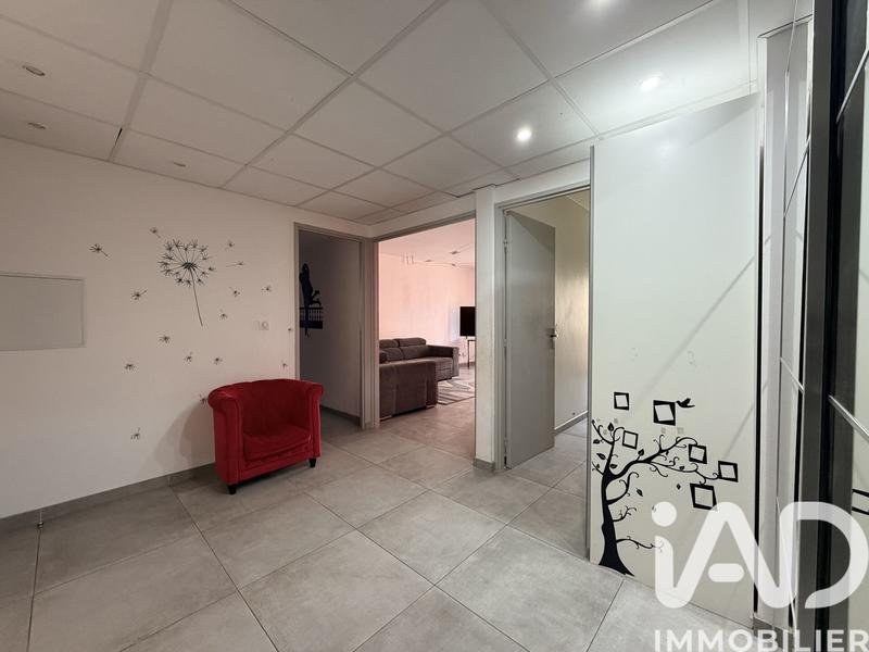 Appartement - 85 m² - 5 pièces