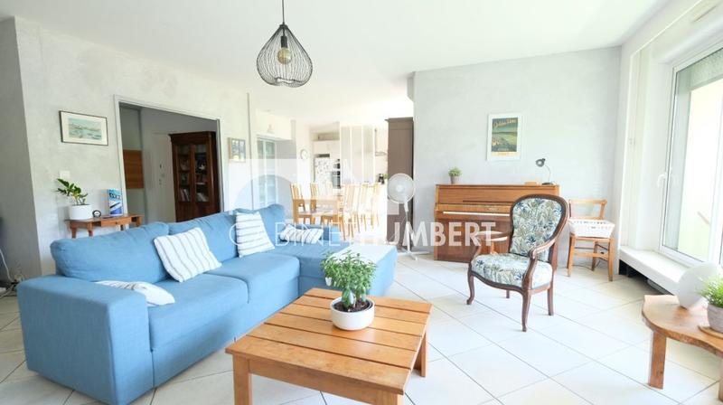 Appartement - 146 m² - 6 pièces