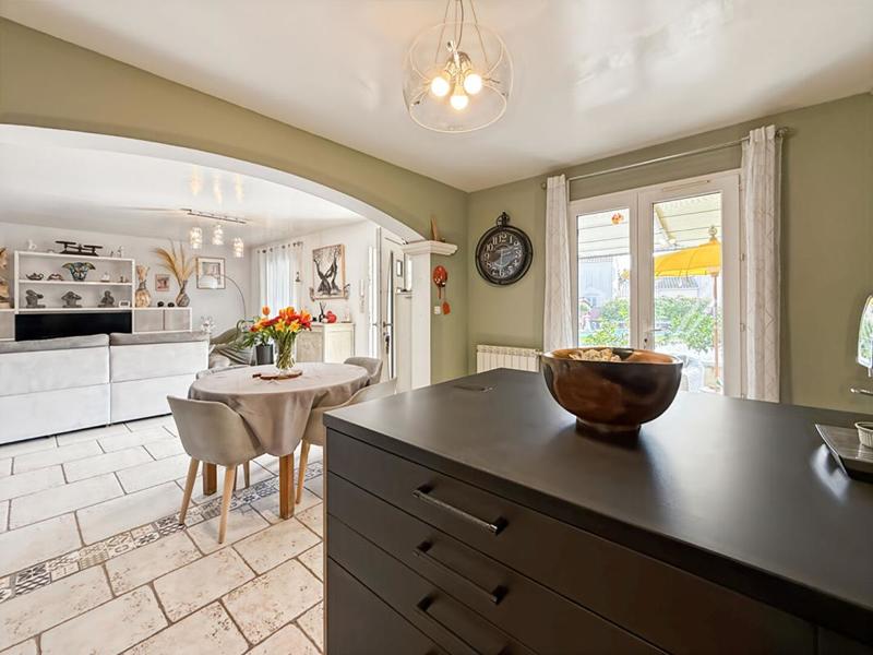 Maison - 95 m² - 4 pièces