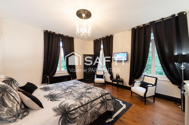 Maison de maîtres - 398 m² - 12 pièces