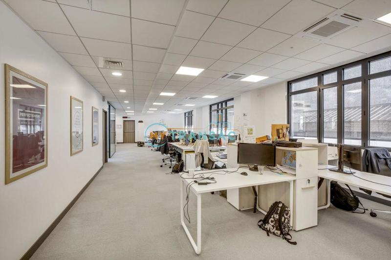 Local d'activités - 3 292 m²