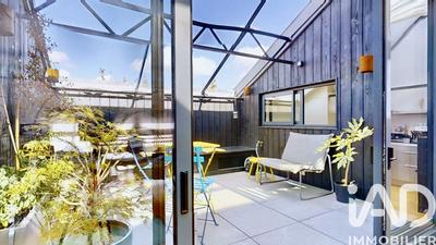 Loft - 138 m² - 6 pièces