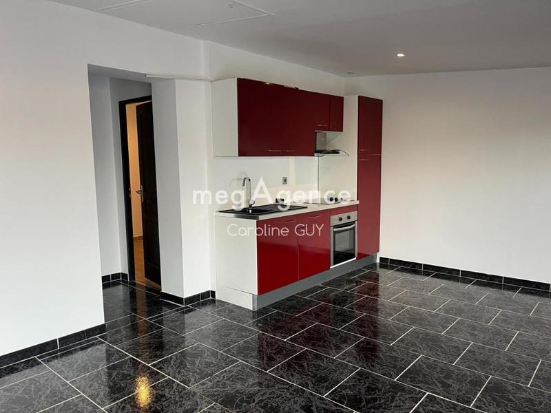 Maison - 99 m² - 4 pièces