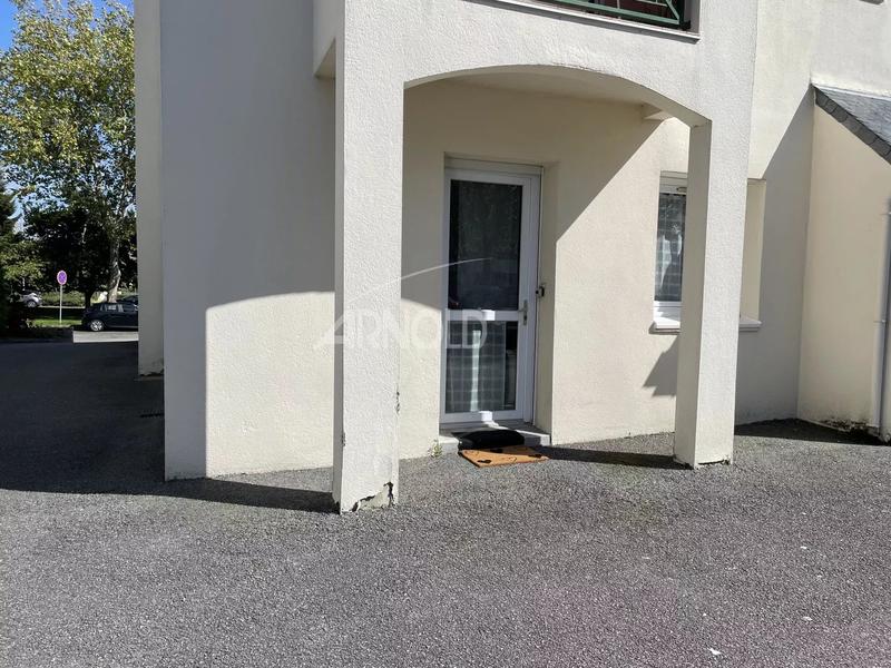 Bureau - 48 m² - 2 pièces