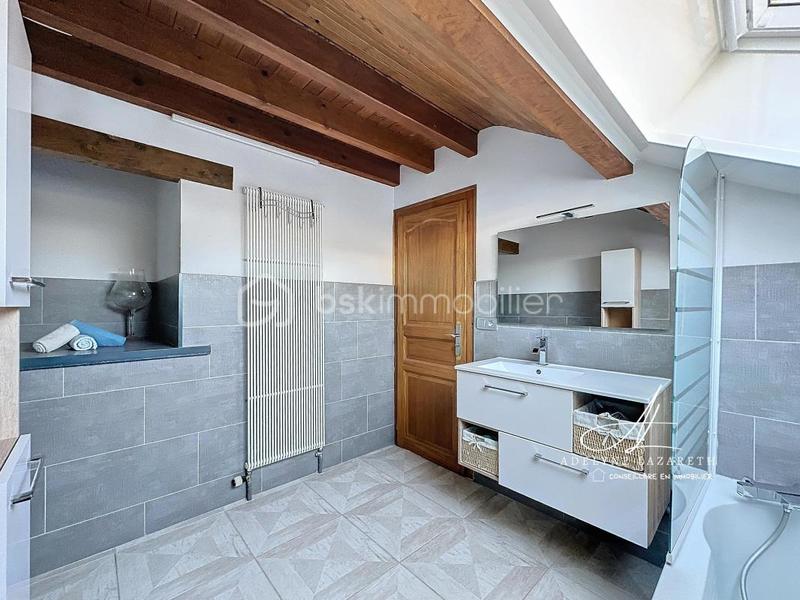 Corps de ferme - 159 m² - 5 pièces