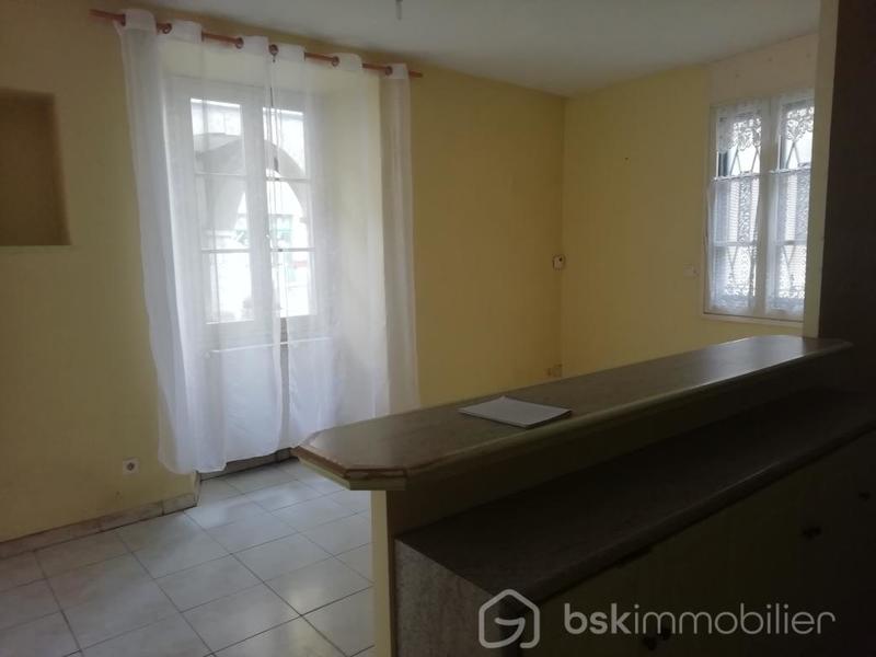 Maison ancienne - 161 m² - 7 pièces