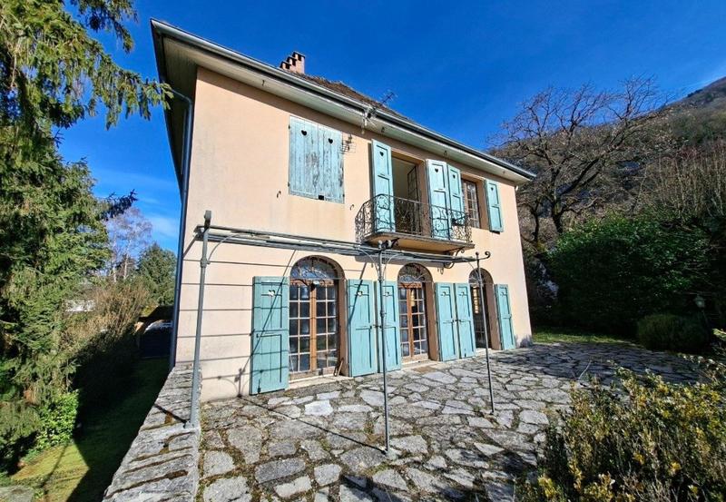 Maison de maîtres - 428 m² - 10 pièces