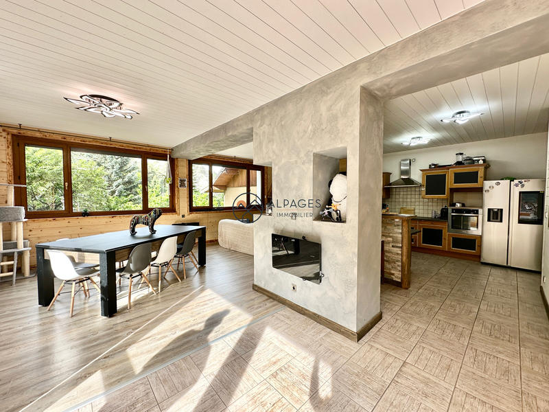 Appartement - 115 m² - 4 pièces