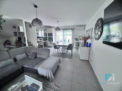 Maison - 84 m² - 4 pièces