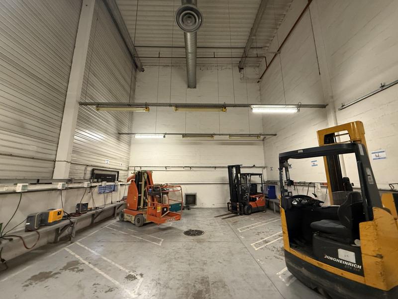 Local d'activités - 12 000 m²