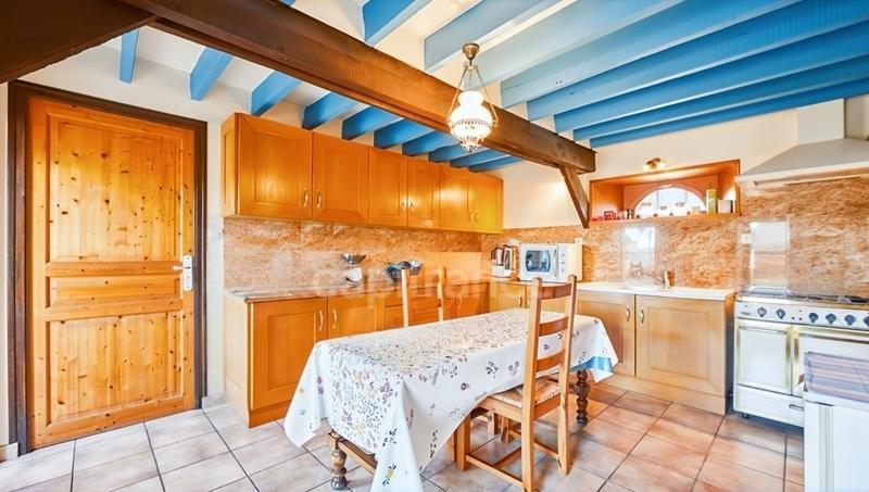 Maison - 184 m² - 8 pièces
