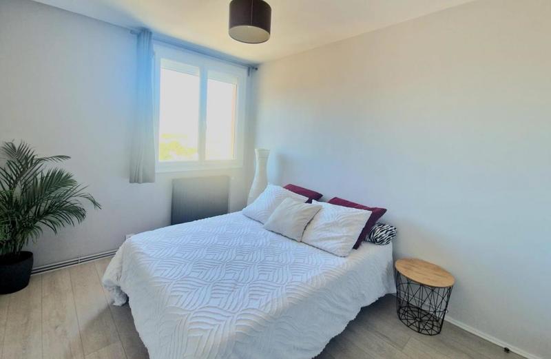 Appartement - 84 m² - 4 pièces