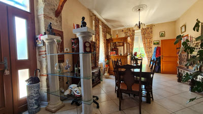 Maison - 185 m² - 6 pièces