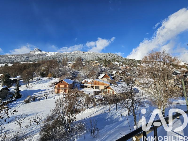 Maison - 287 m² - 10 pièces